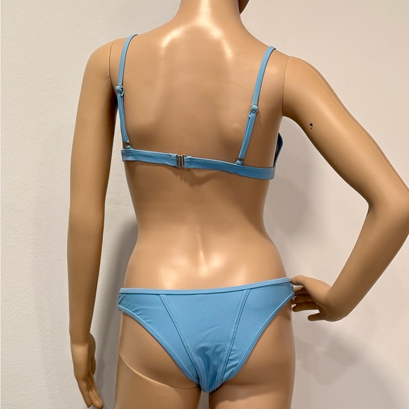 NWOT Blue V Wire Bikini Sz S - Picture 4 of 11